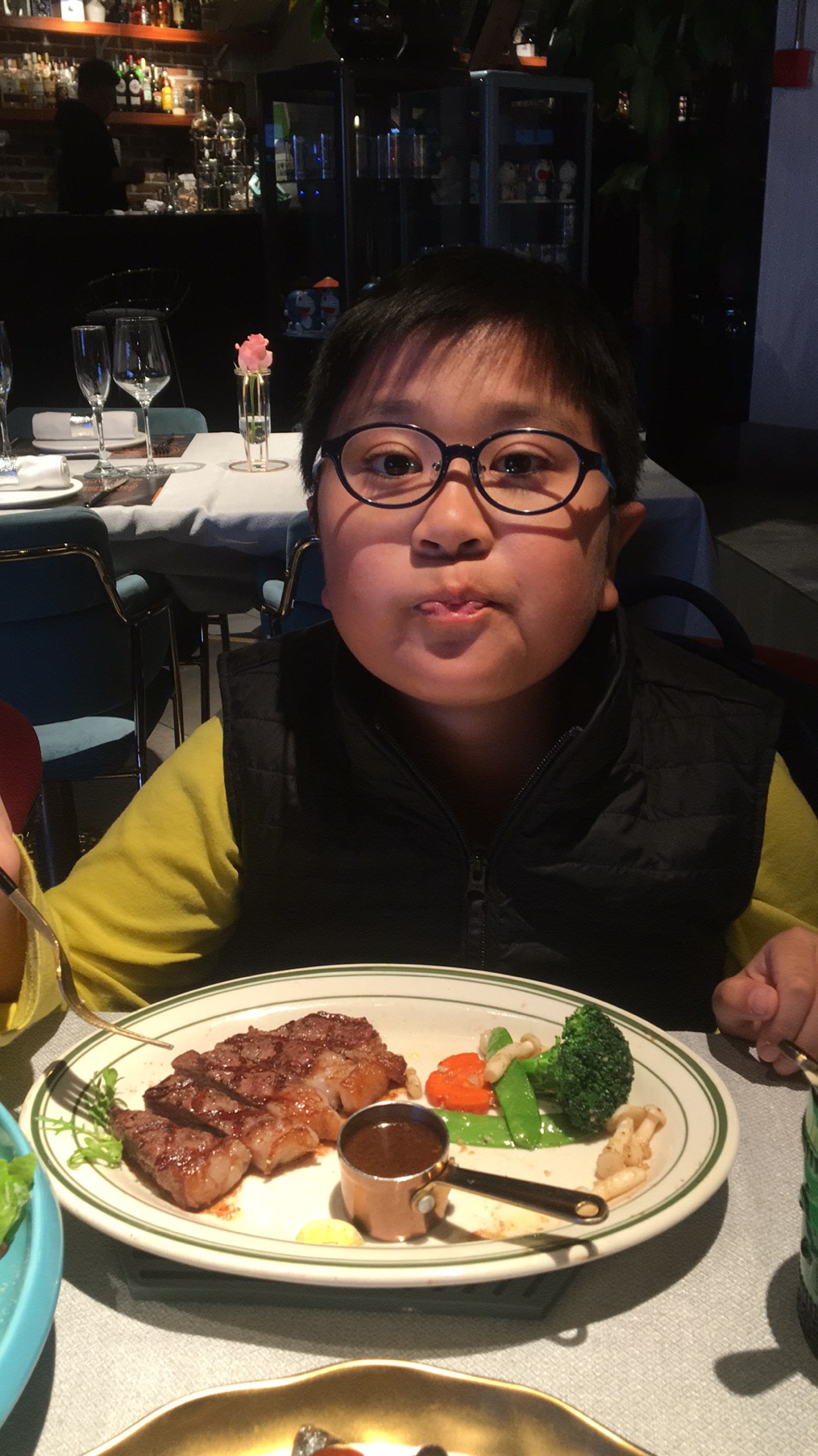 Steak, child, restaurant